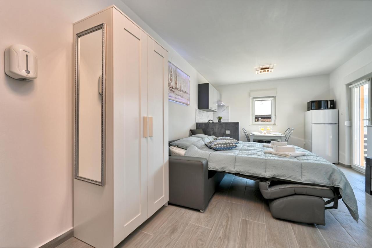 Apartman Michael / Novalja / Zrce Экстерьер фото
