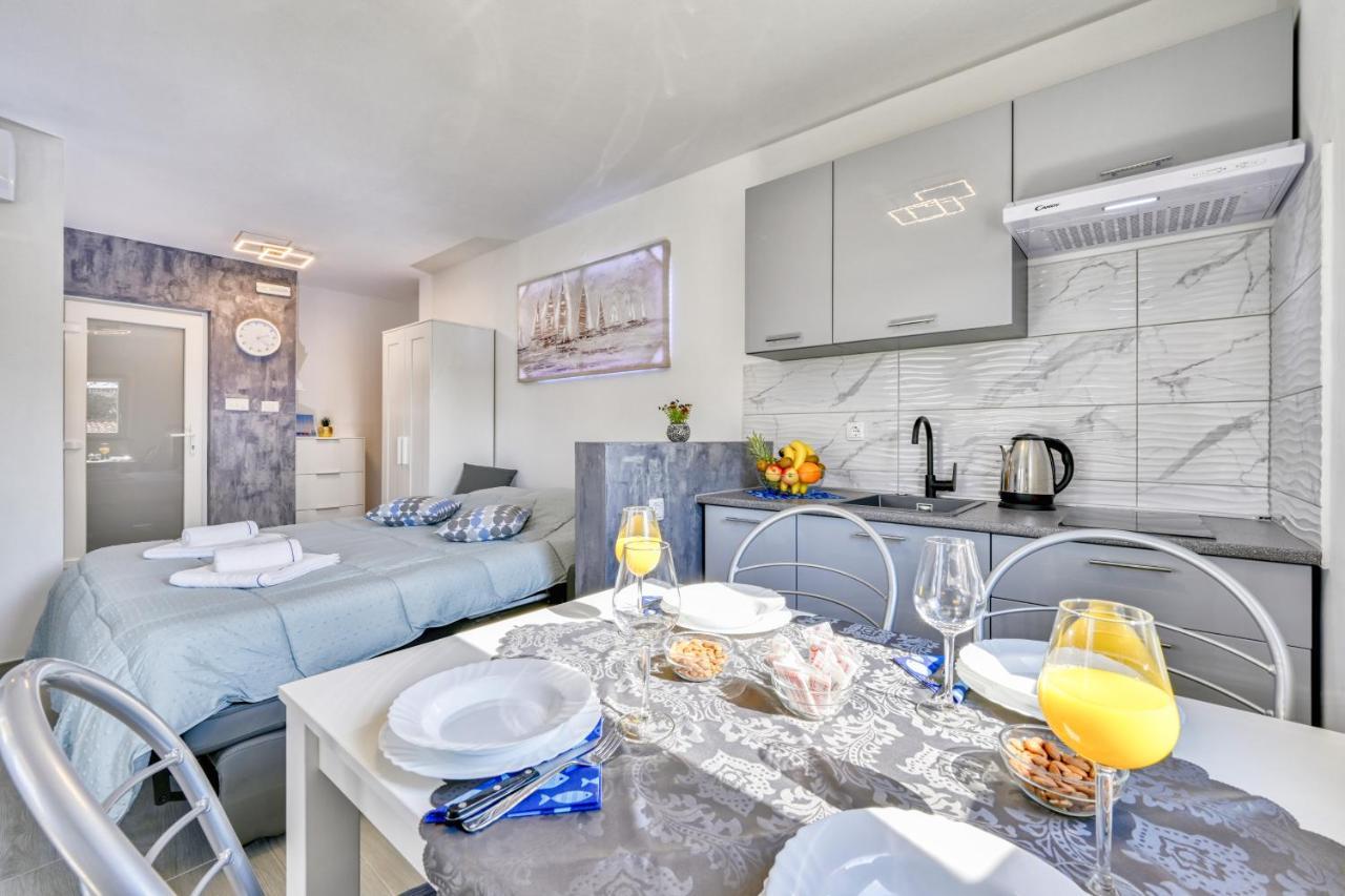 Apartman Michael / Novalja / Zrce Экстерьер фото