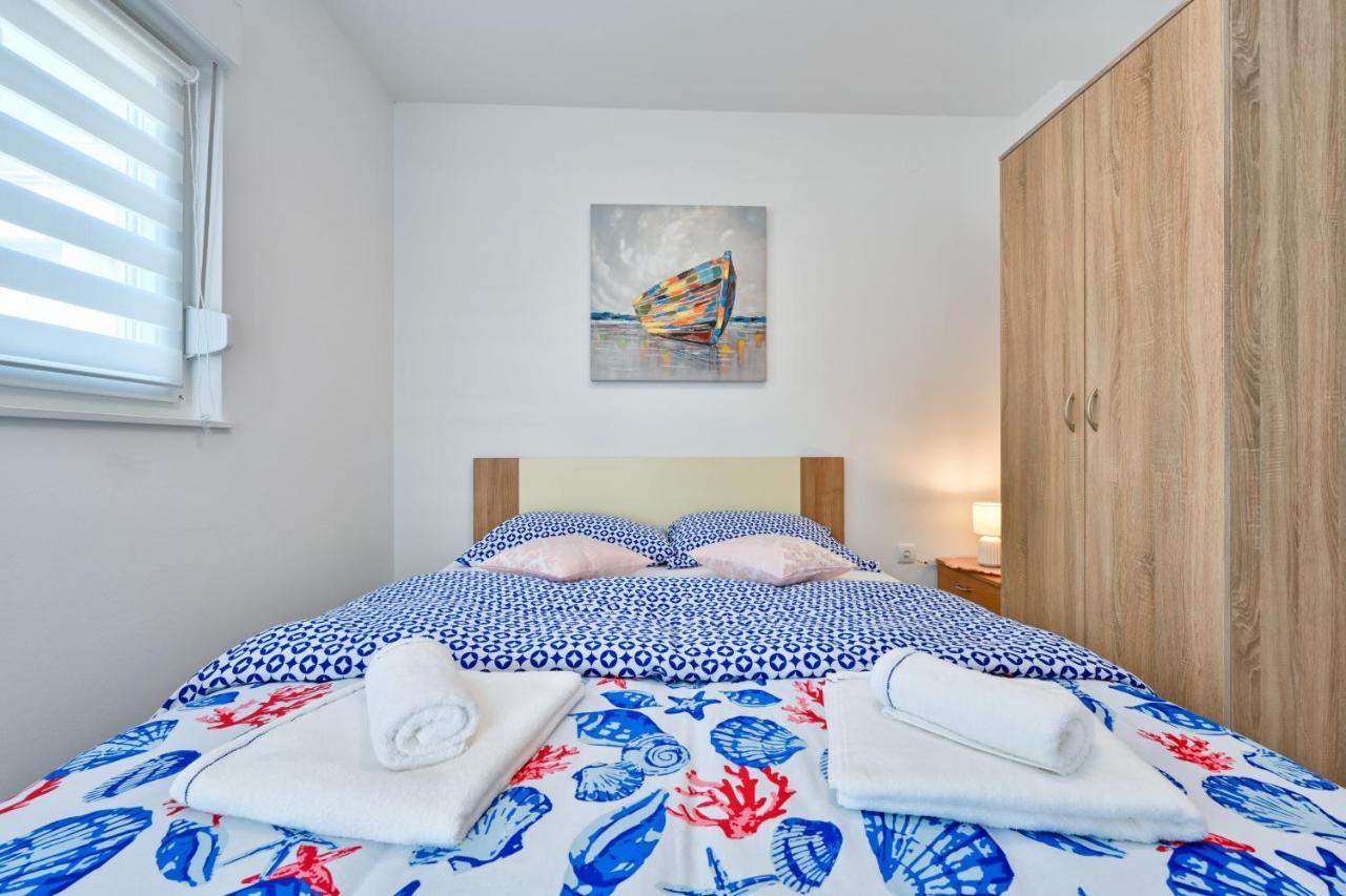 Apartman Michael / Novalja / Zrce Экстерьер фото